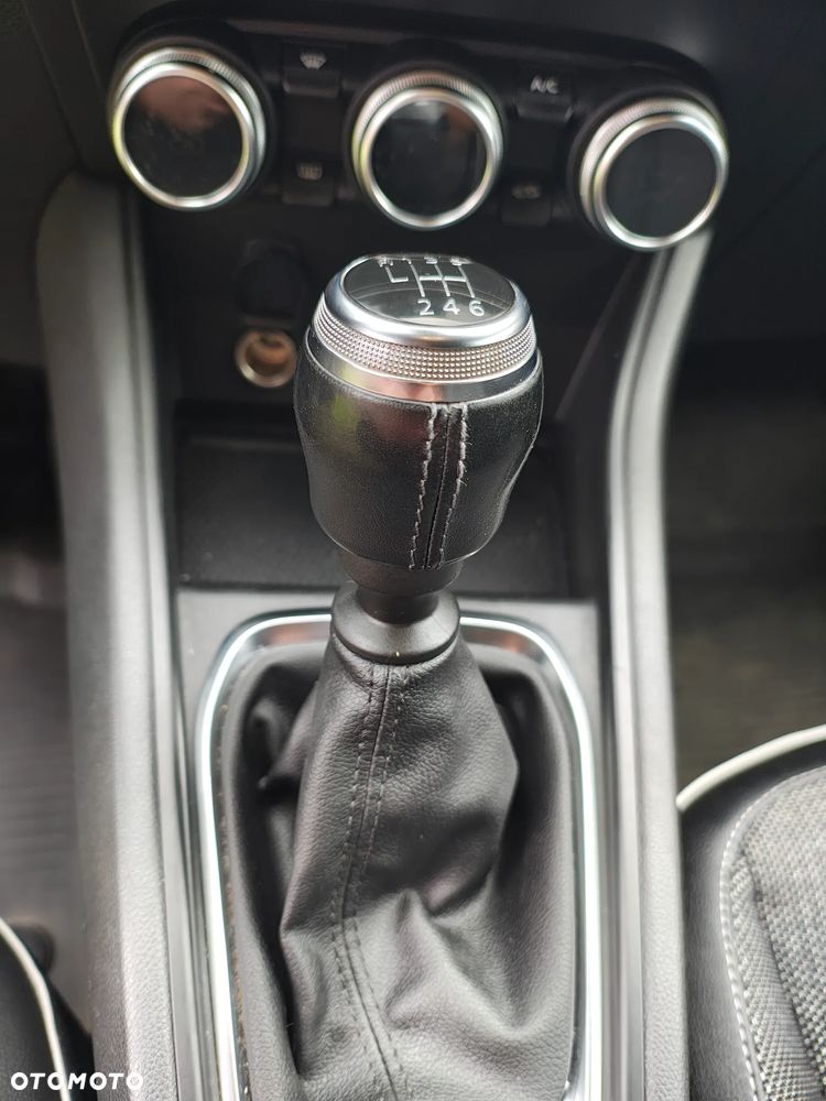 Renault Captur 1.0 TCe Techno - 12