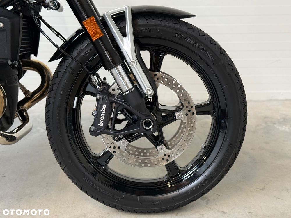 BMW R - 10