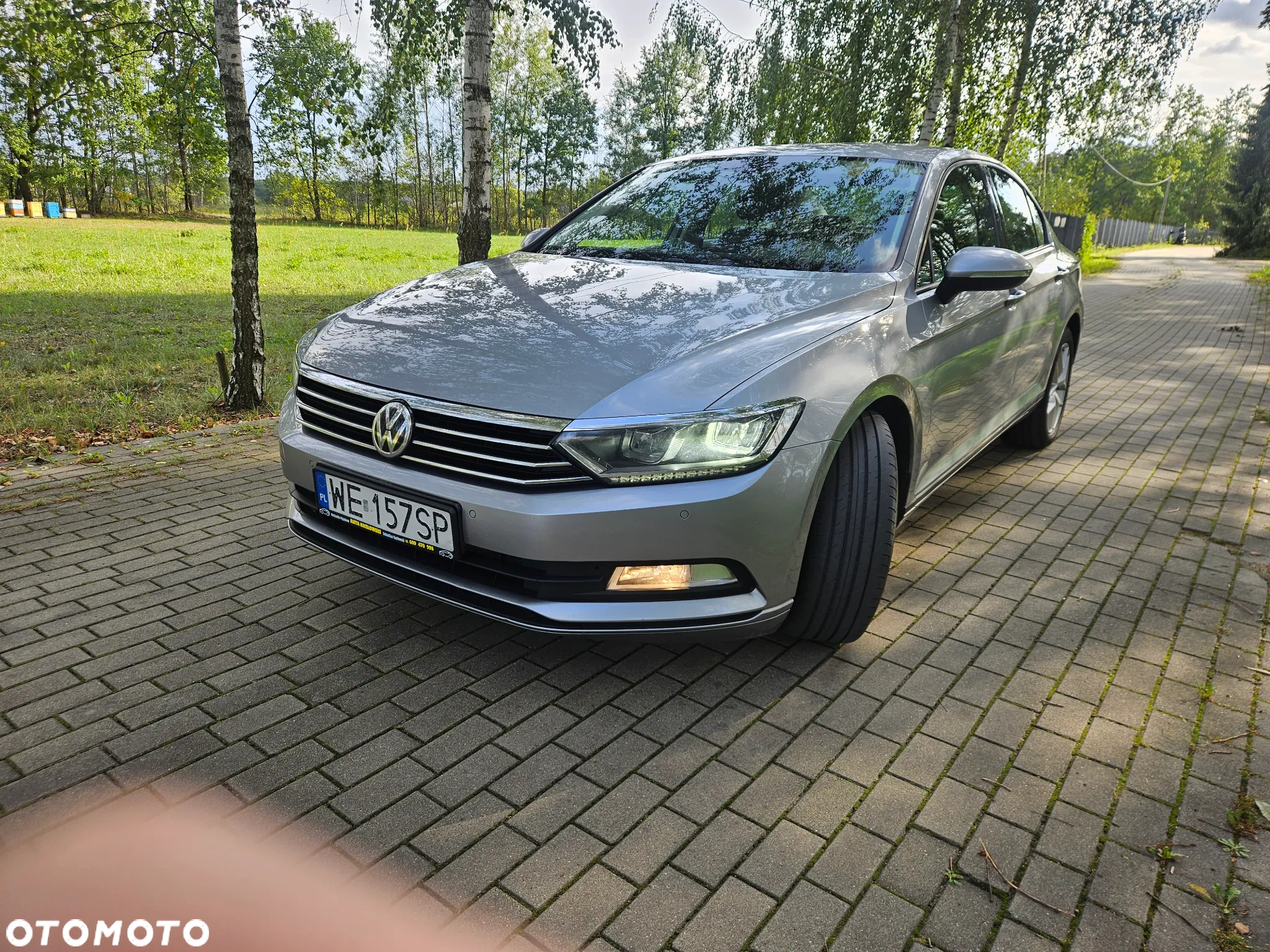 Volkswagen Passat - 2