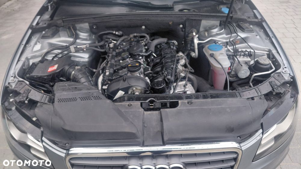 Audi A4 Limousine 2.0 TFSI quattro S tronic Attraction - 9