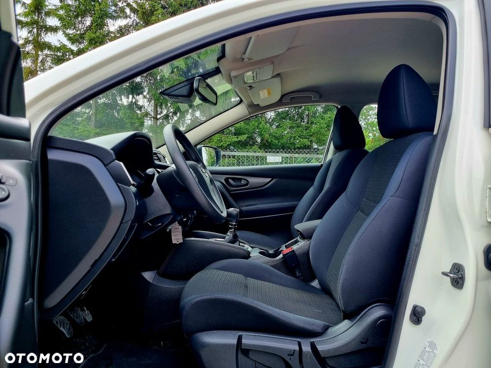 Nissan Qashqai 1.2 DIG-T Visia - 9