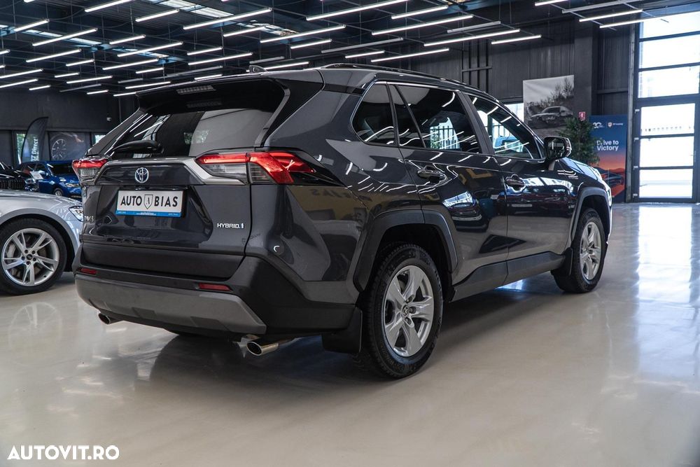 Toyota RAV4 2.5 VVT-iE 4x4 Luxury - 8