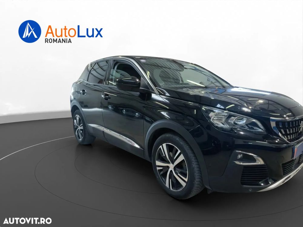 Peugeot 3008 1.2 PureTech S&S EAT8 Allure - 3