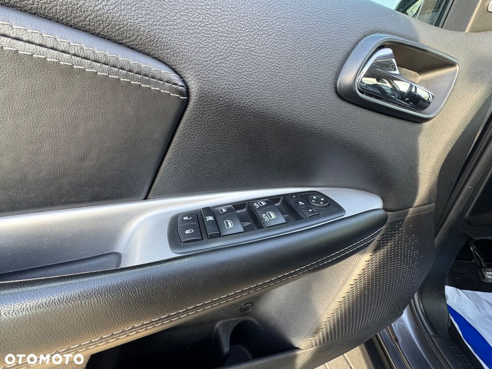 Fiat Freemont 2.0 Multijet Lounge AWD - 16