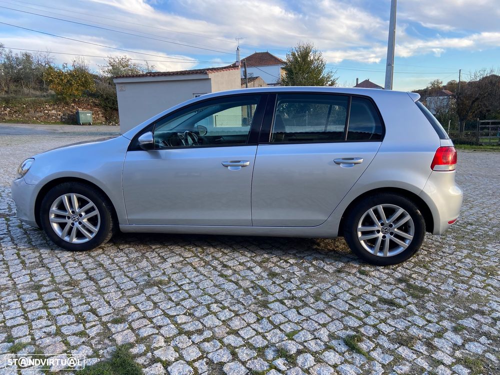 VW Golf 2.0 TDi Confortline - 8