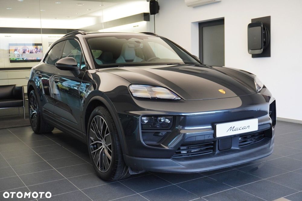 Porsche Macan - 4