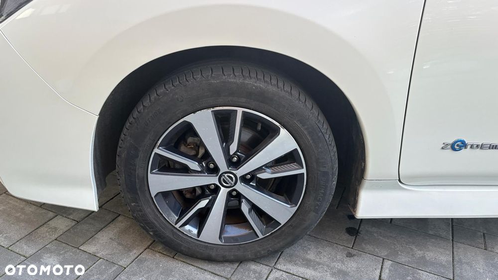 Nissan Leaf 40 kWh N-Connecta - 12