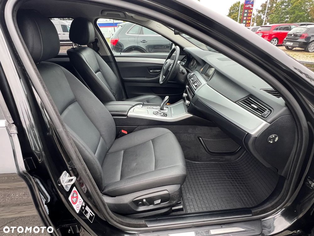 BMW Seria 5 520d xDrive Sport Line - 21