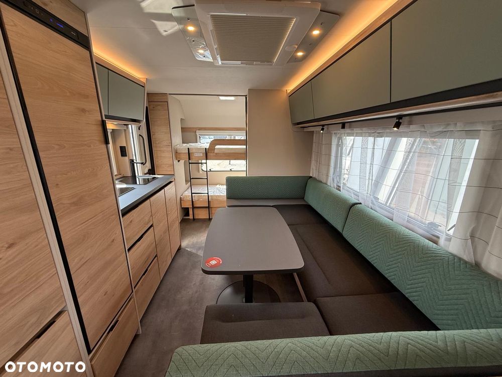 Dethleffs Camper 560 FMK - 22