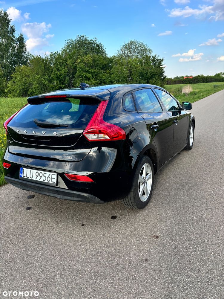 Volvo V40 D2 Momentum - 6