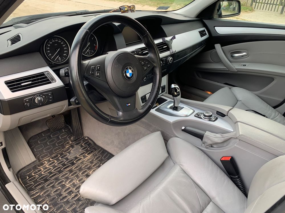 BMW Seria 5 530d xDrive - 11