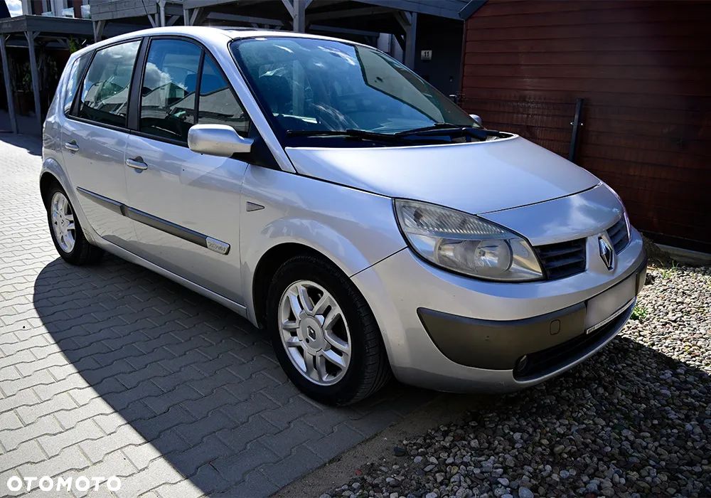 Renault Scenic - 1