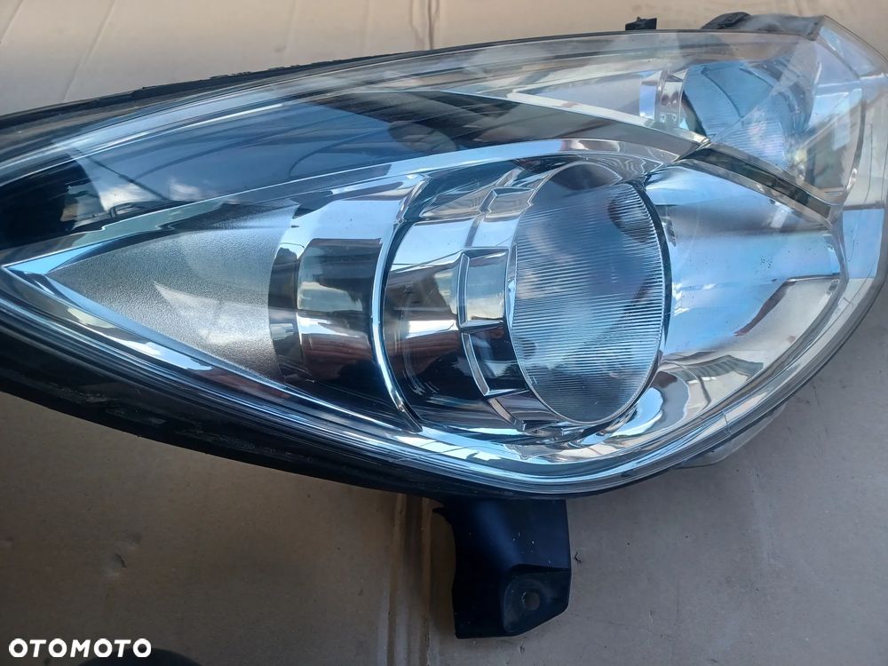 LAMPA PRZEDNIA PRAWA C3 II LIFT 9677033880-04 - 7