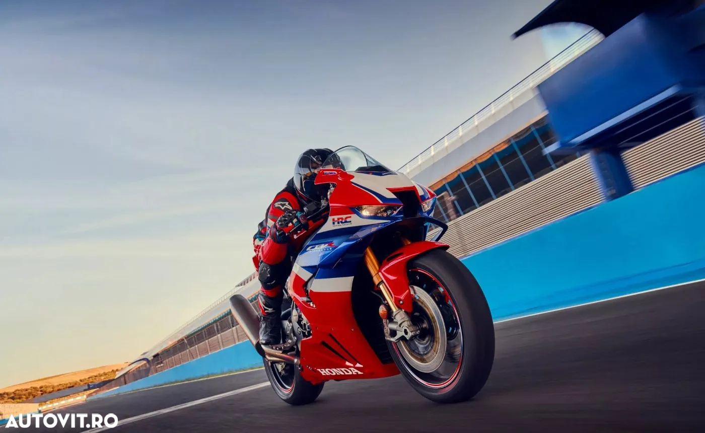 Honda CBR1000RR-R Fireblade SP - 4