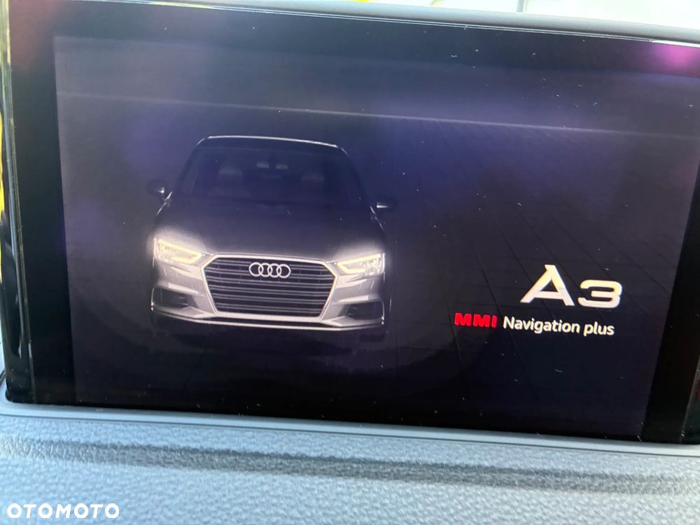Audi A3 Sportback 35 TFSI S tronic - 18