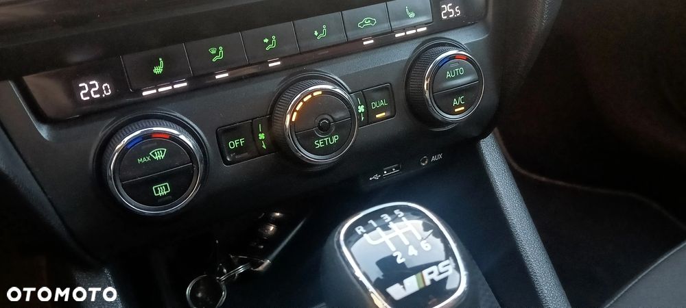 Skoda Octavia 2.0 TDI RS - 16