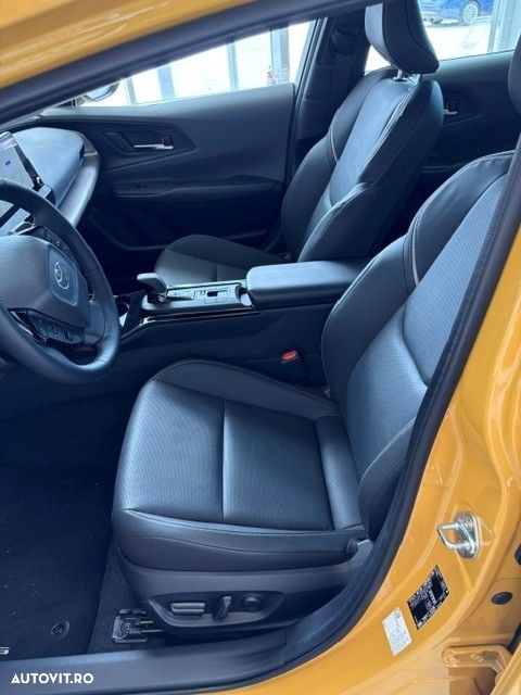 Toyota Prius 2.0 FWD PHEV Exclusive - 16