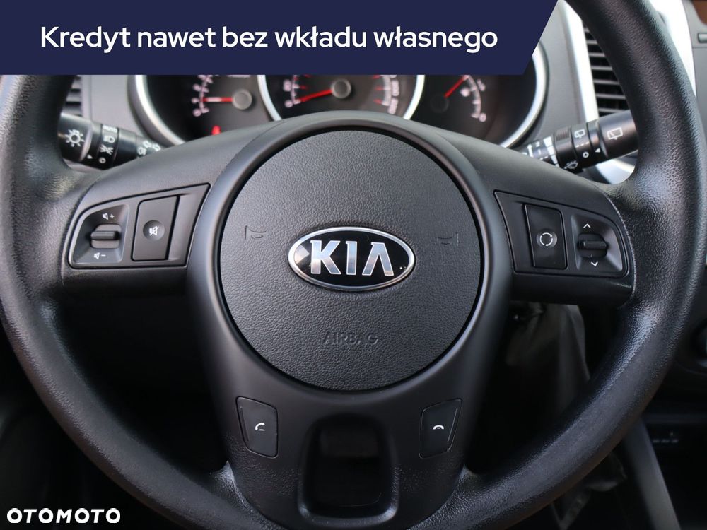 Kia Venga - 19