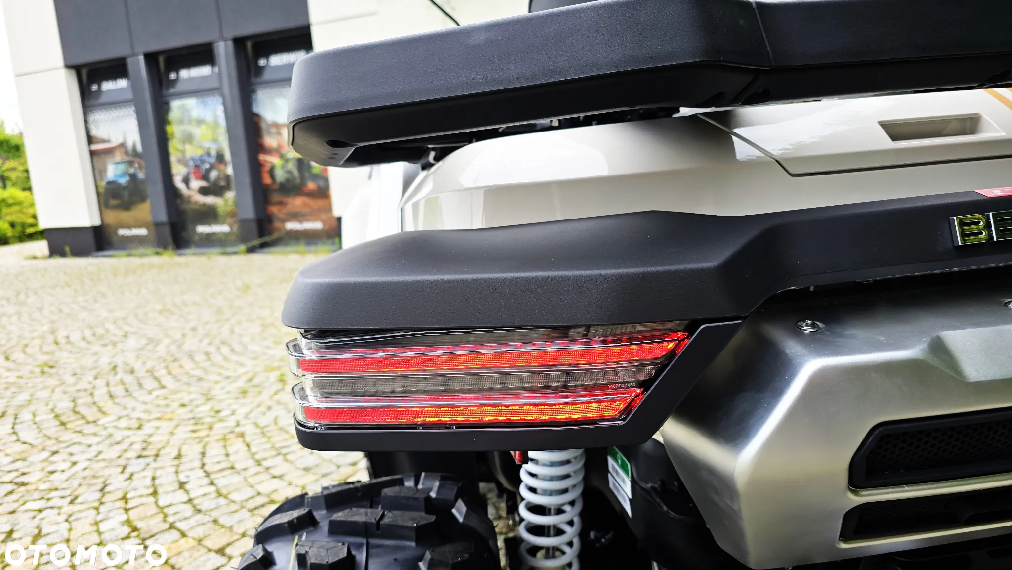 Benda Redstone 550 - 8