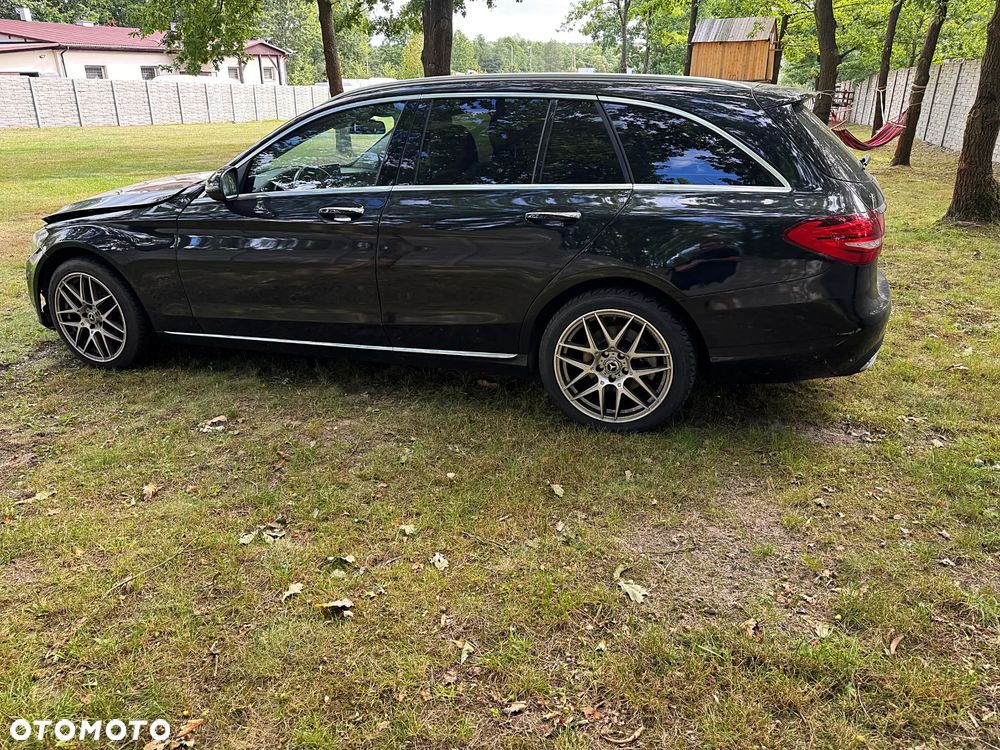 Mercedes-Benz Klasa C 220 d 4Matic 9G-TRONIC Avantgarde - 13