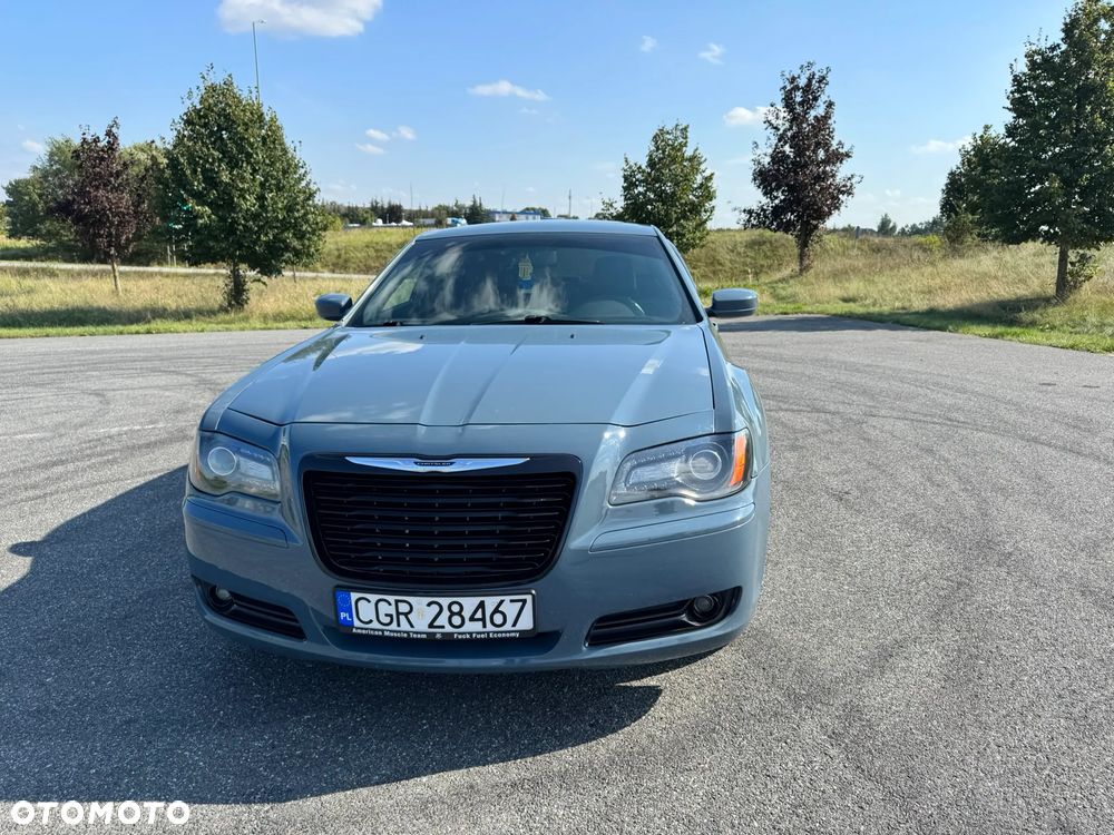 Chrysler 300s - 11