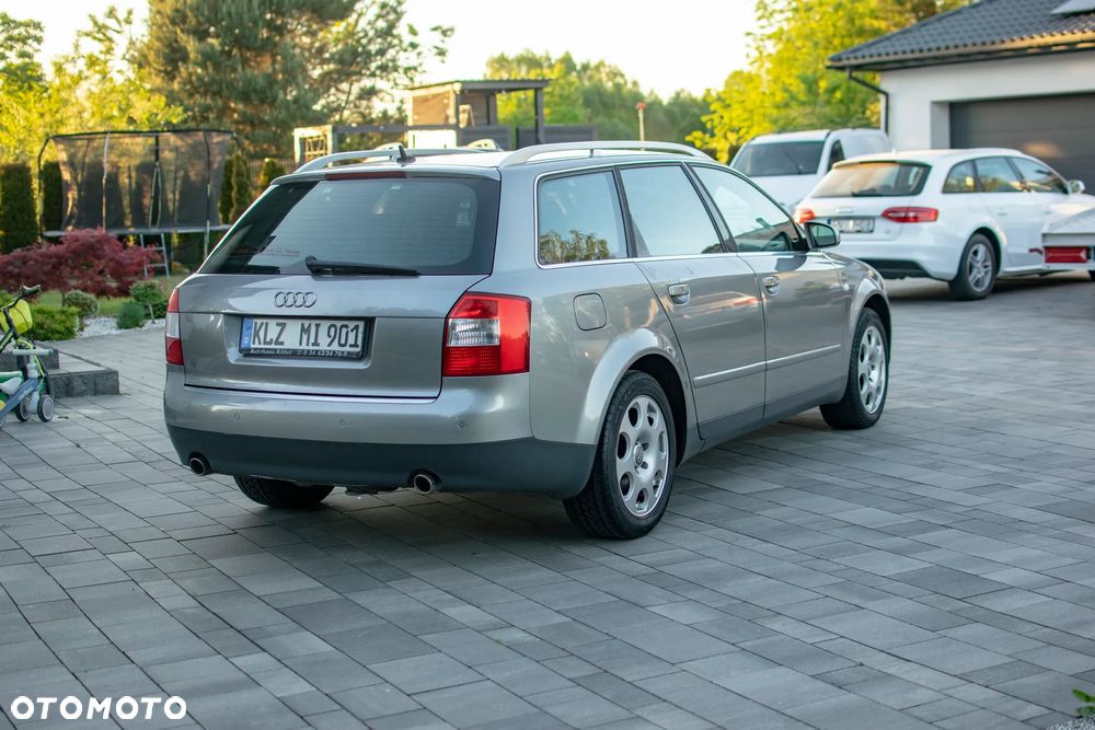 Audi A4 Avant 1.8 T - 16