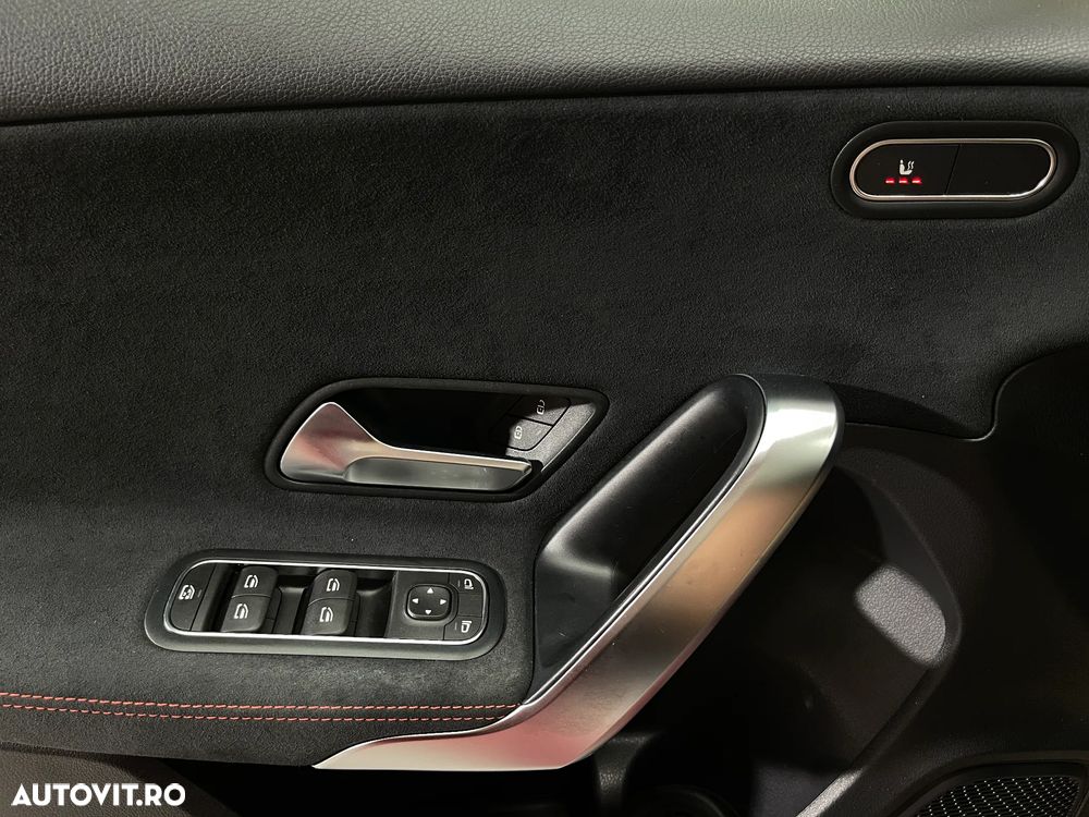 Mercedes-Benz A 200 d AMG Line - 20