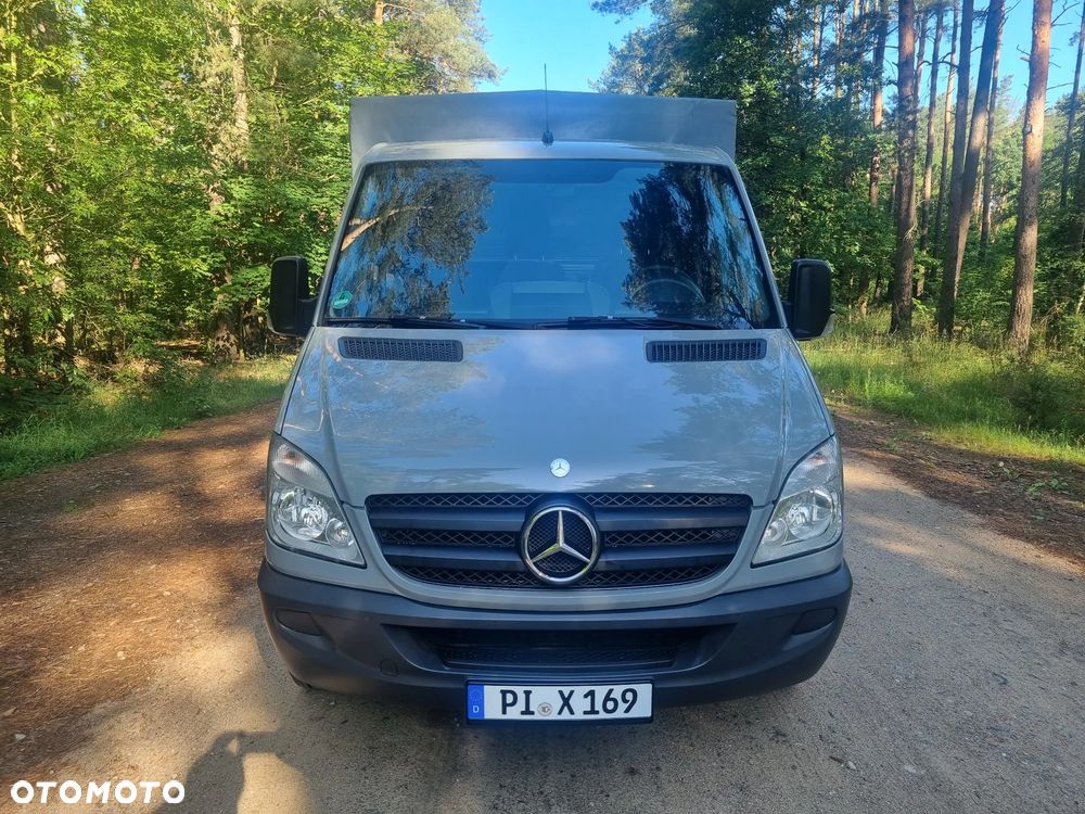 Mercedes-Benz Sprinter - 10