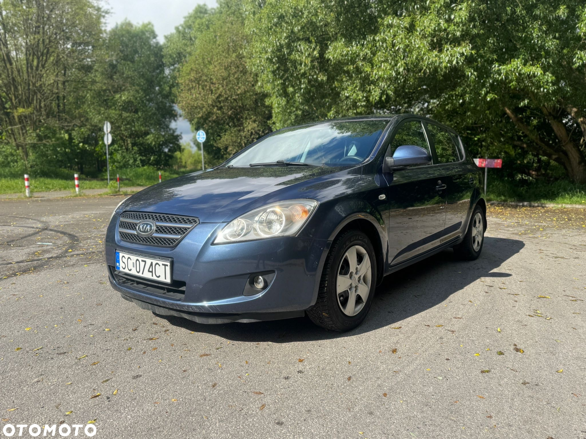 Kia Ceed Cee'd 2.0 crdi Comfort + - 6