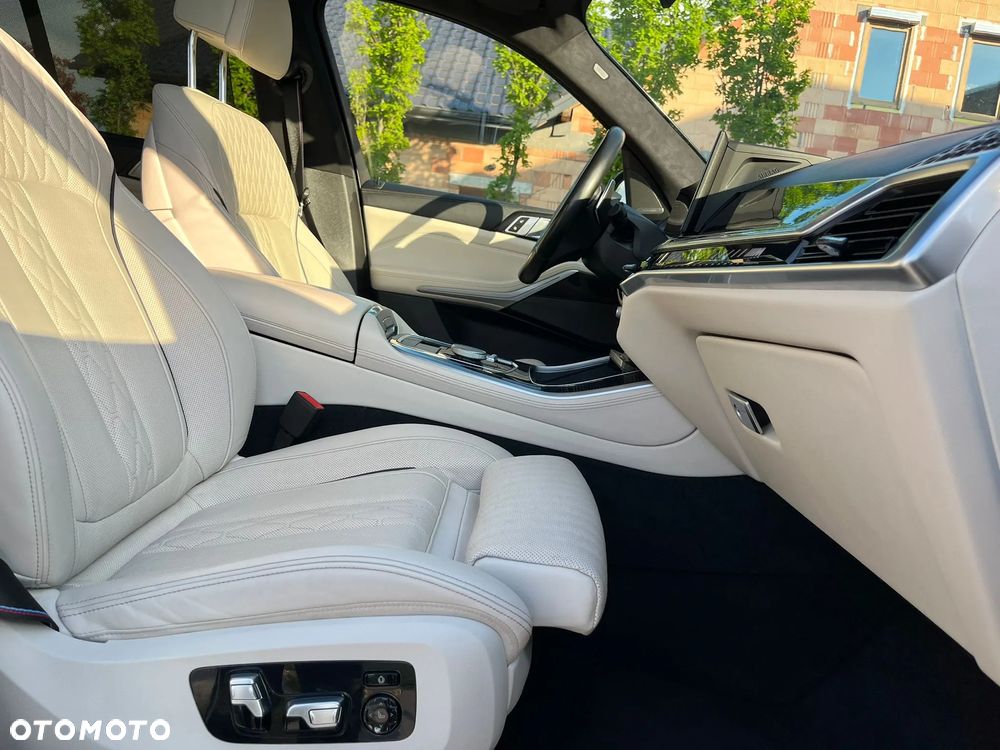 BMW X5 M M60i mHEV sport - 10