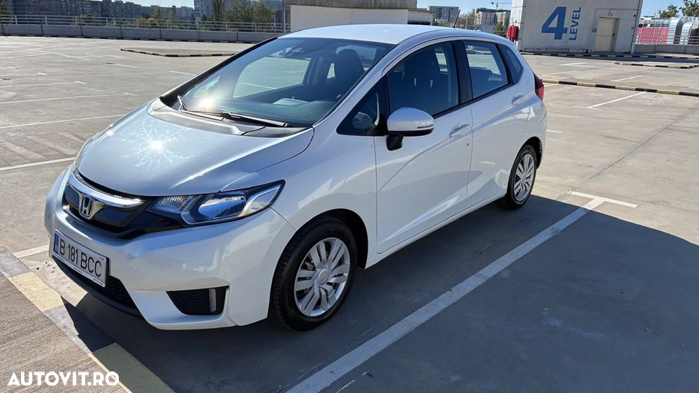 Honda Jazz 1.3 DOHC i-VTEC MT Trend - 10