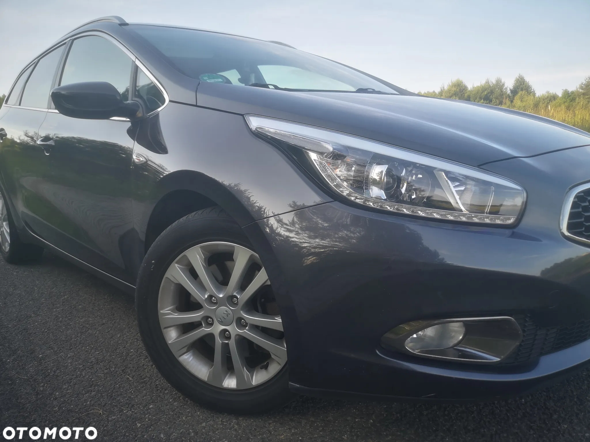 Kia Ceed 1.6 GDI ISG SW Platinum Edition - 9