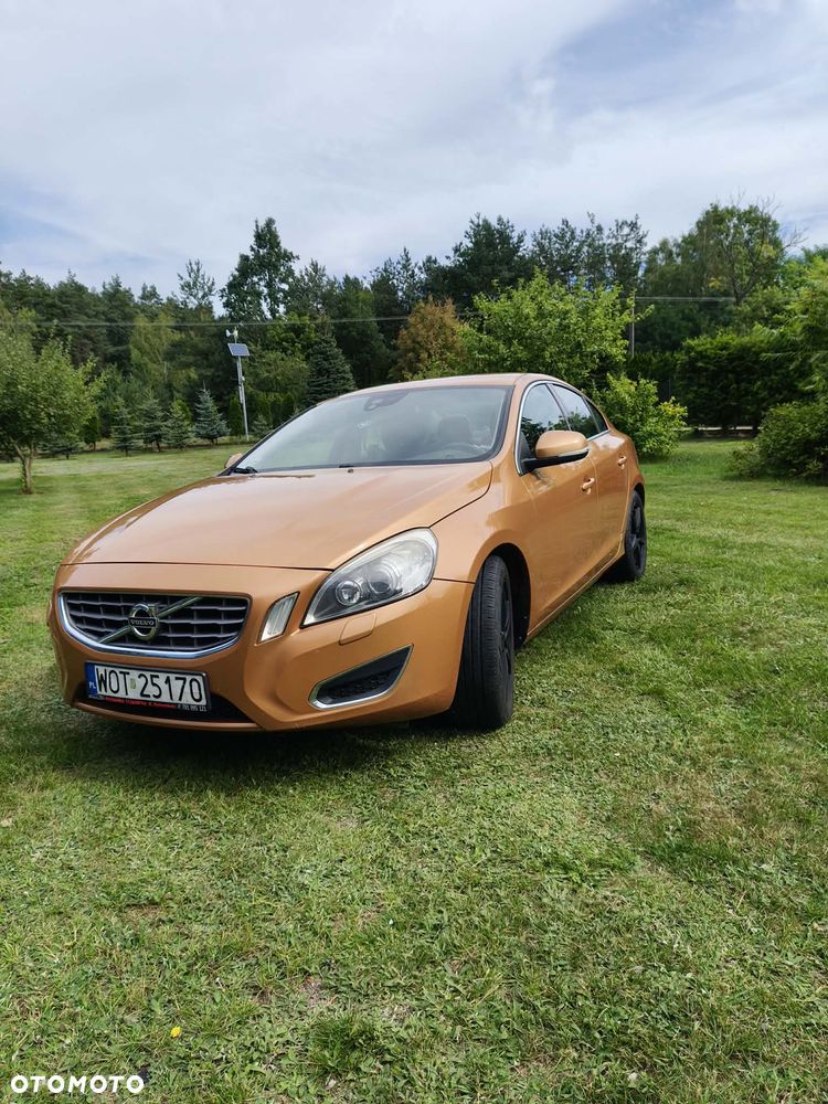 Volvo S60 - 1