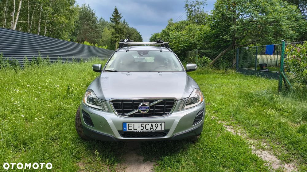 Volvo XC 60 D3 AWD Momentum - 8