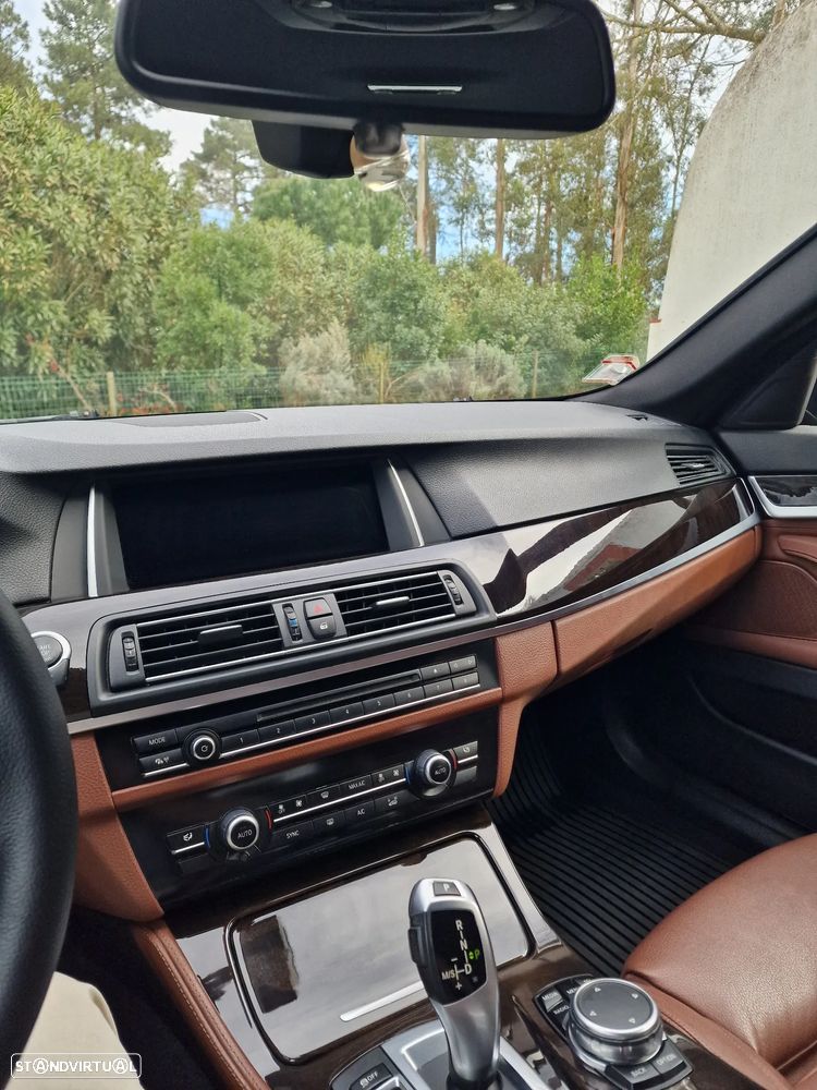 BMW 525 d Pack M Auto - 17