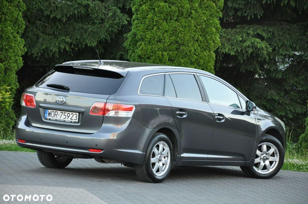 Toyota Avensis Touring Sports 1.8 Multidrive S Comfort - 15