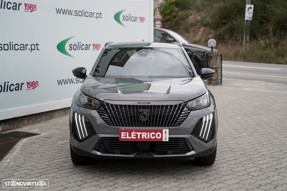 Peugeot e-2008 54 kWh Allure - 8