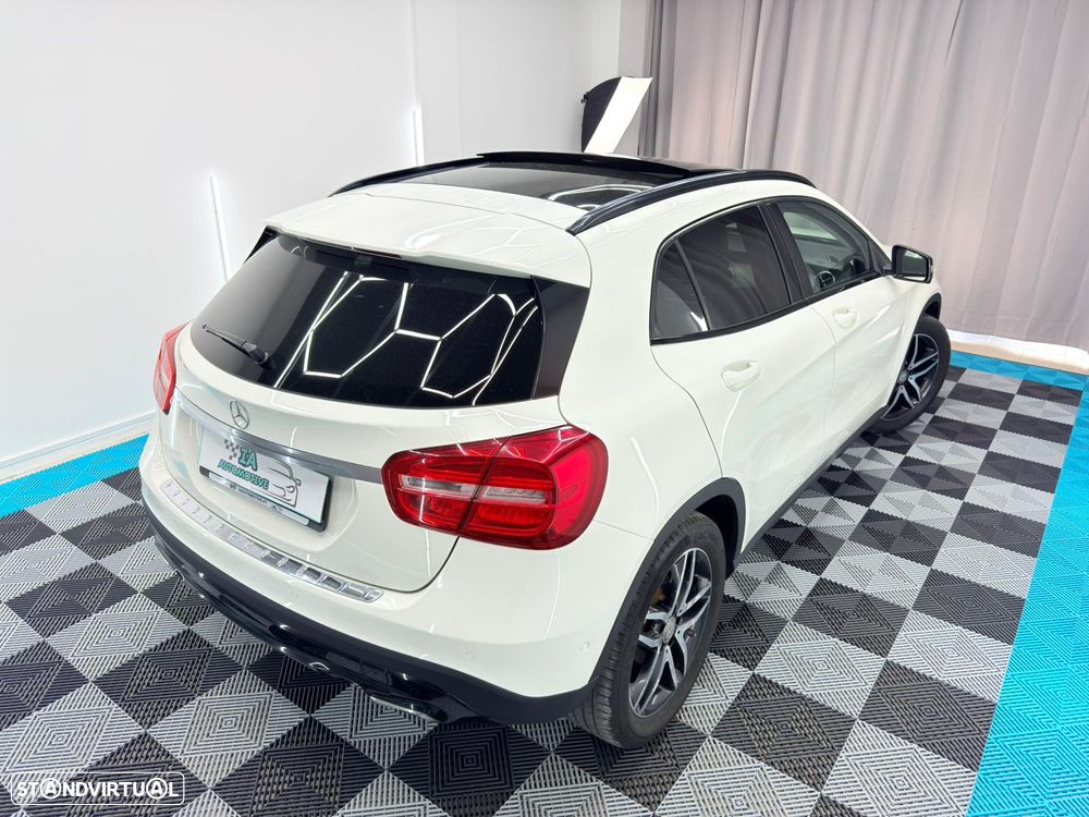Mercedes-Benz GLA 200 Urban - 9