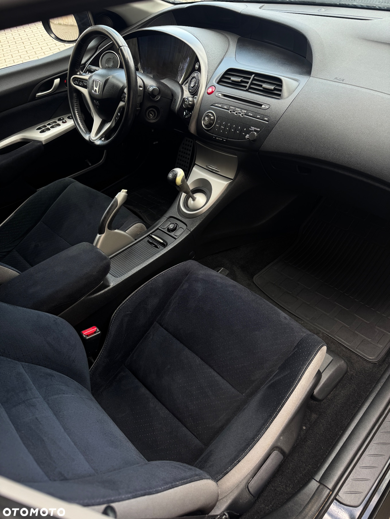 Honda Civic 1.8i-VTEC Sport - 21