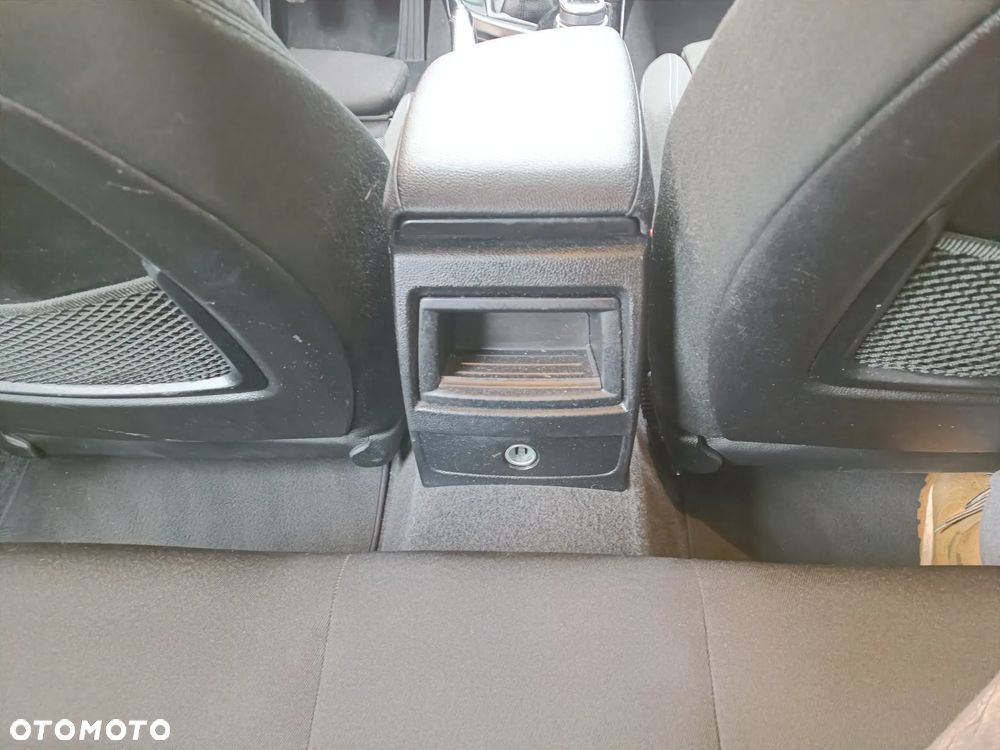 BMW Seria 1 118d Edition Metropolitan - 15