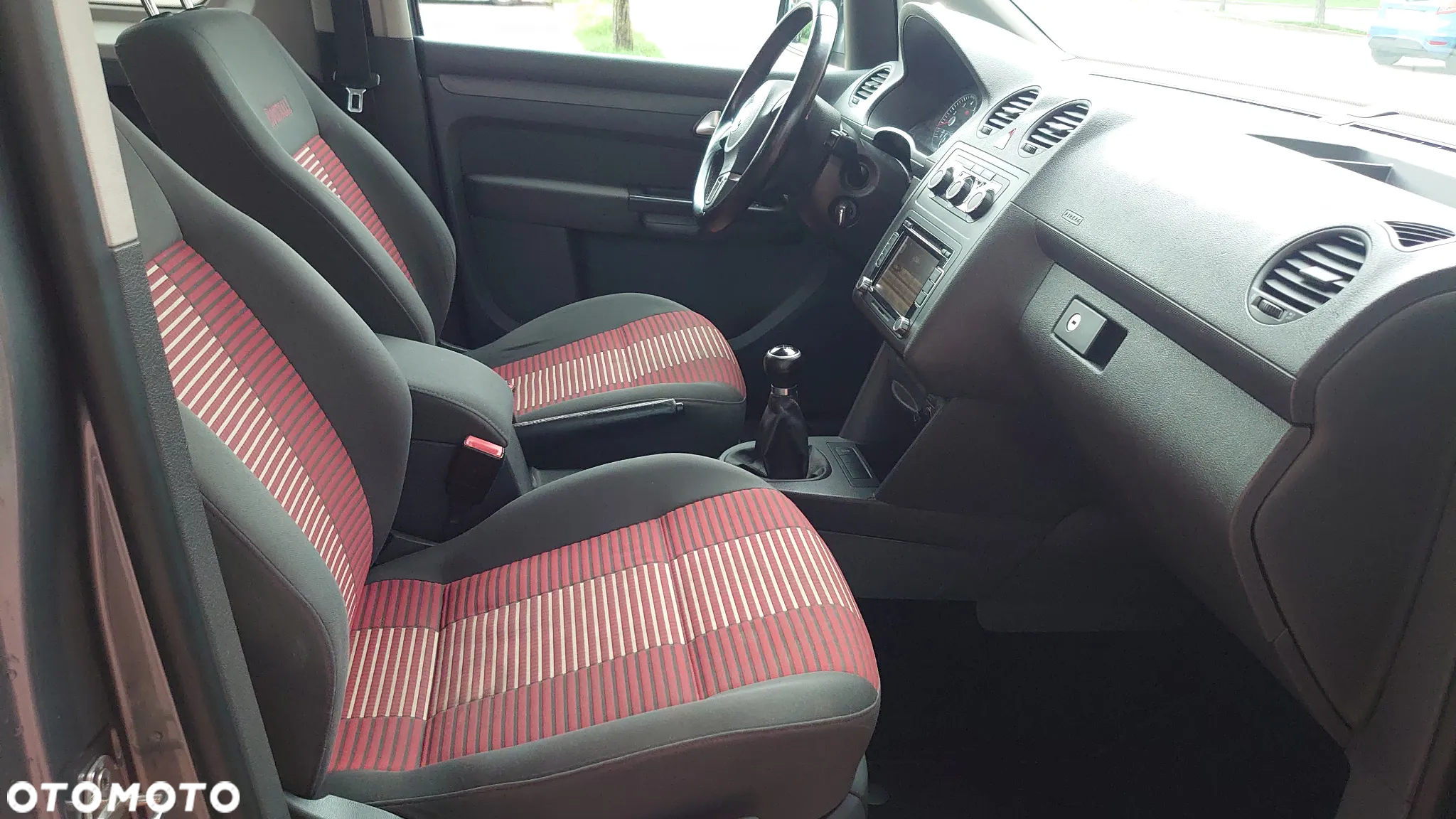 Volkswagen Caddy 1.2 (7-Si.) Edition 30 - 22