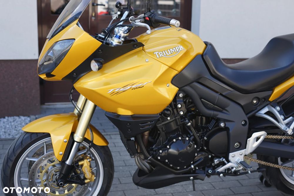 Triumph Tiger - 30