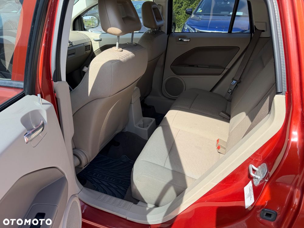 Dodge Caliber 1.8 SE - 24