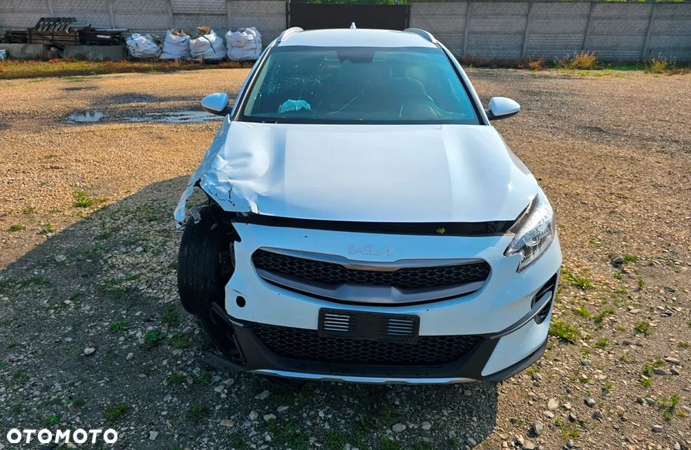 Kia XCeed 1.0 T-GDI L Business Line - 14