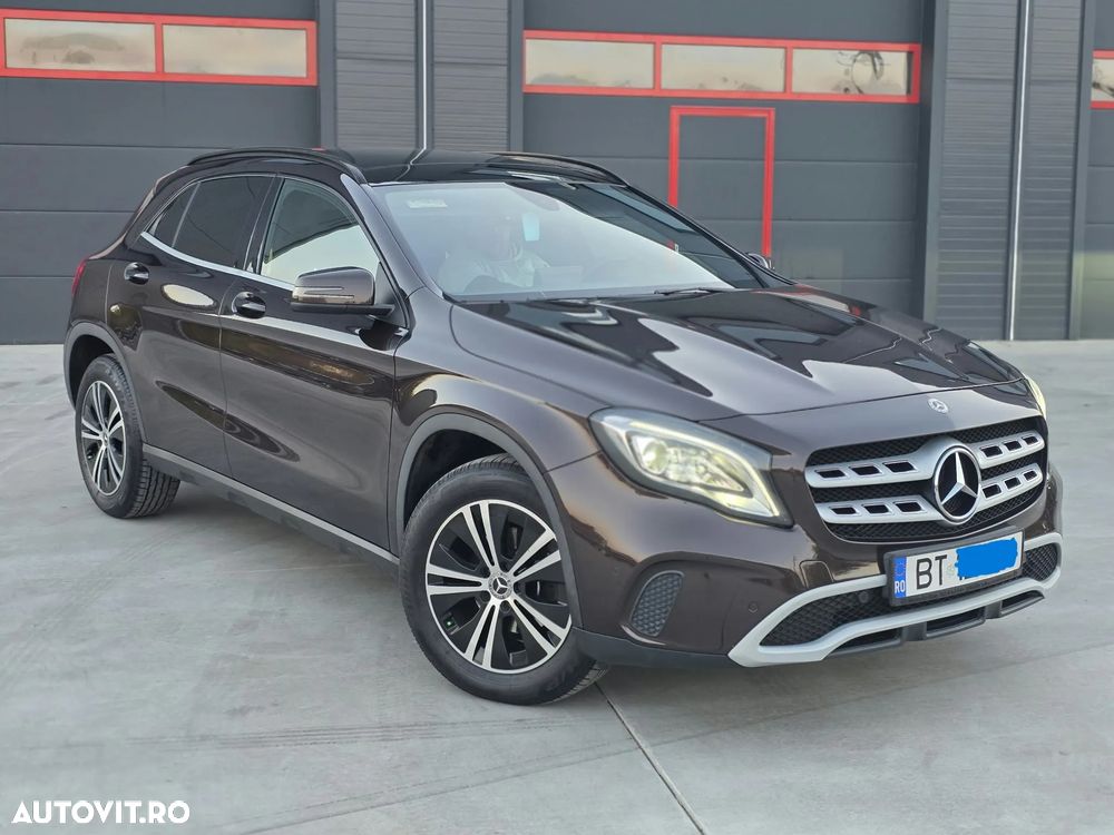 Mercedes-Benz GLA 200 d 4MATIC Aut. - 17