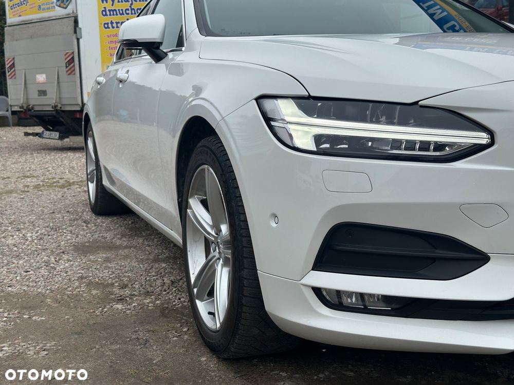 Volvo S90 D3 Momentum - 14