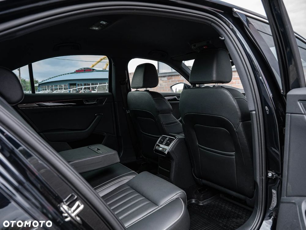 Skoda Superb 2.0 TSI 4x4 L&K DSG - 23