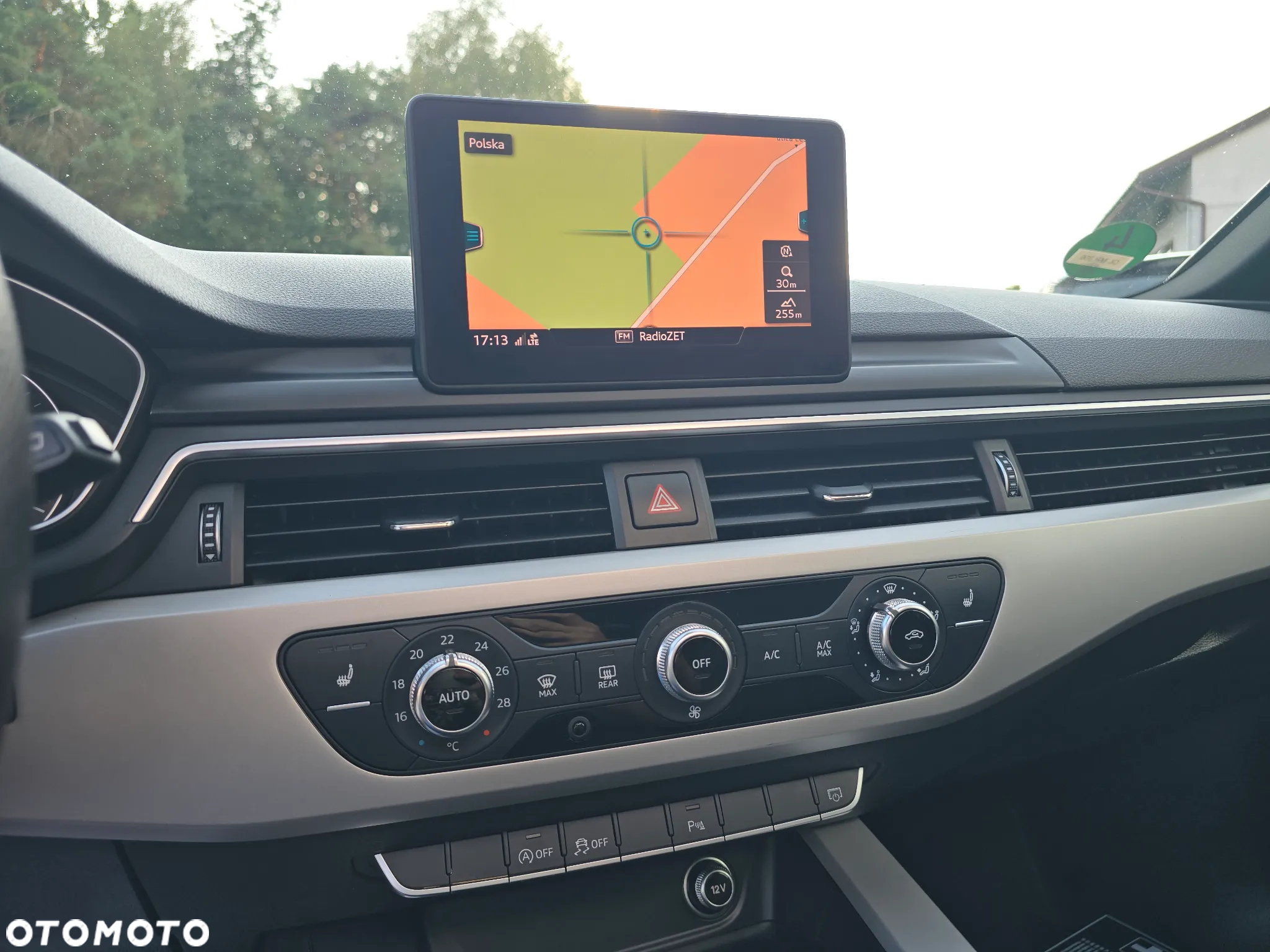 Audi A4 Avant 2.0 TDI S tronic - 33