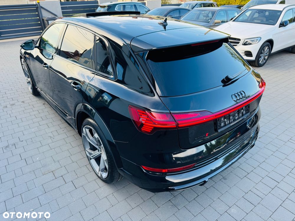 Audi e-tron S Quattro - 10