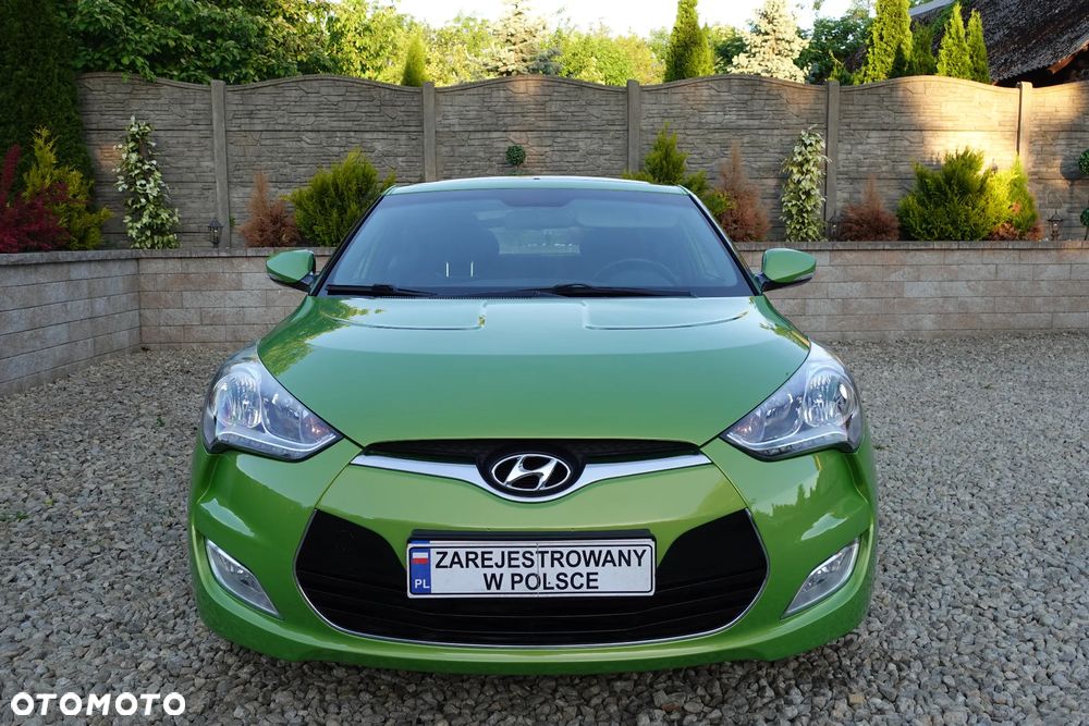 Hyundai Veloster - 9